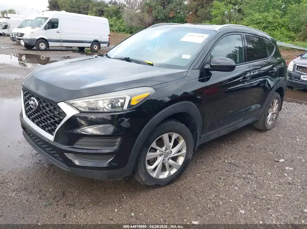 KM8J3CA40KU951076 2019 HYUNDAI TUCSON - Image 2