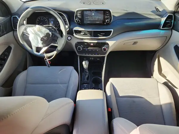 KM8J3CA40KU993408 2019 HYUNDAI TUCSON - Image 8