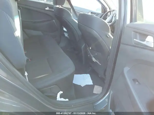 KM8J3CA40LU163786 2020 HYUNDAI TUCSON - Image 8