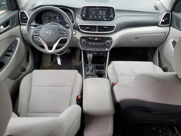 KM8J3CA40LU165926 2020 HYUNDAI TUCSON - Image 8