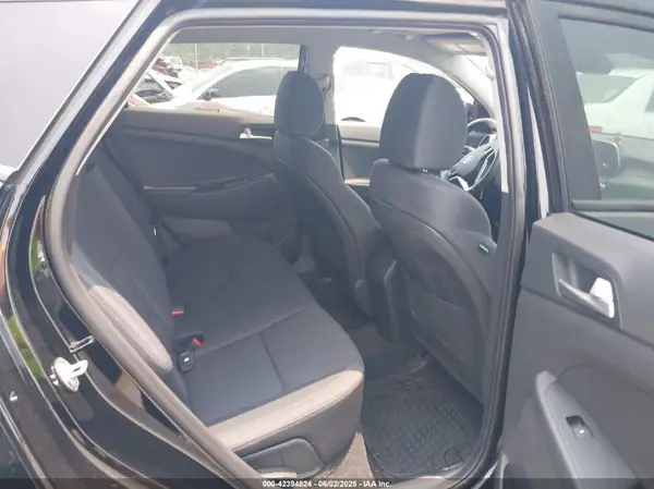 KM8J3CA40LU207298 2020 HYUNDAI TUCSON - Image 8