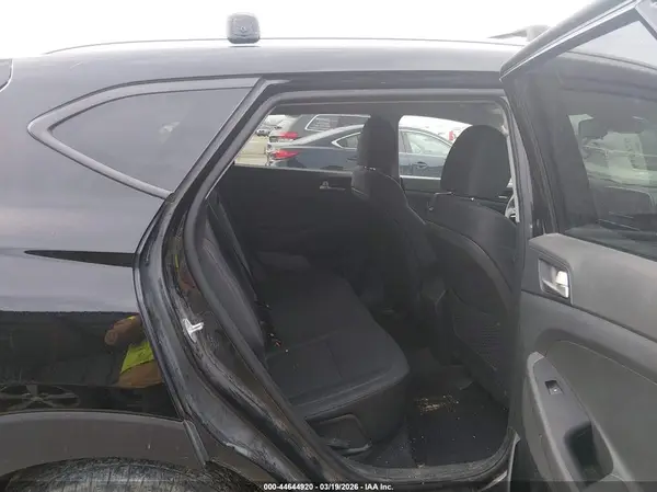 KM8J3CA40LU224974 2020 HYUNDAI TUCSON - Image 8
