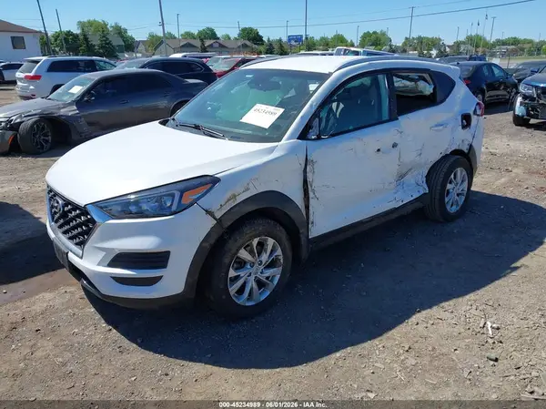 KM8J3CA40LU250877 2020 HYUNDAI TUCSON - Image 2