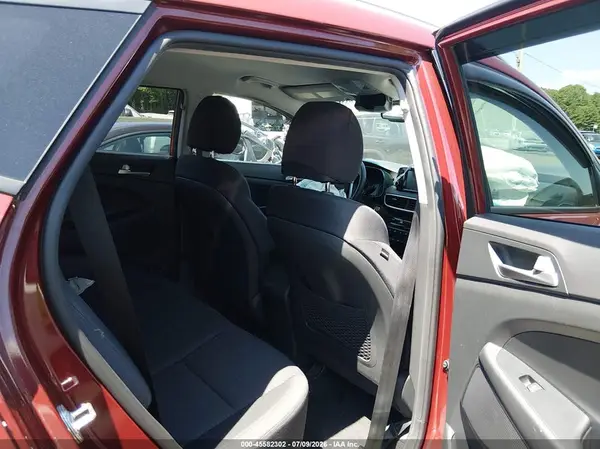 KM8J3CA40LU261930 2020 HYUNDAI TUCSON - Image 8