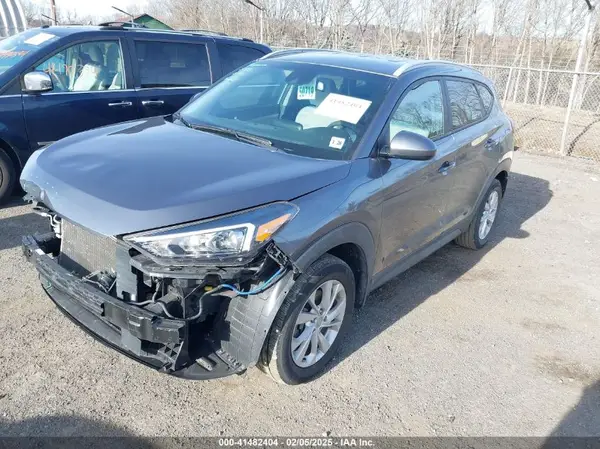 KM8J3CA40MU293178 2021 HYUNDAI TUCSON - Image 2