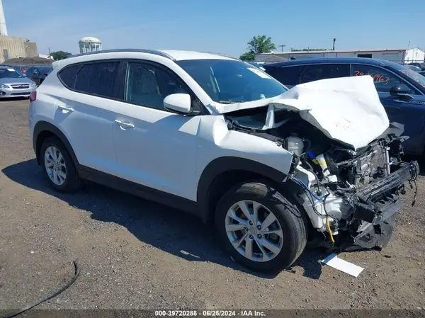 KM8J3CA40MU293696 2021 HYUNDAI TUCSON - Image 1