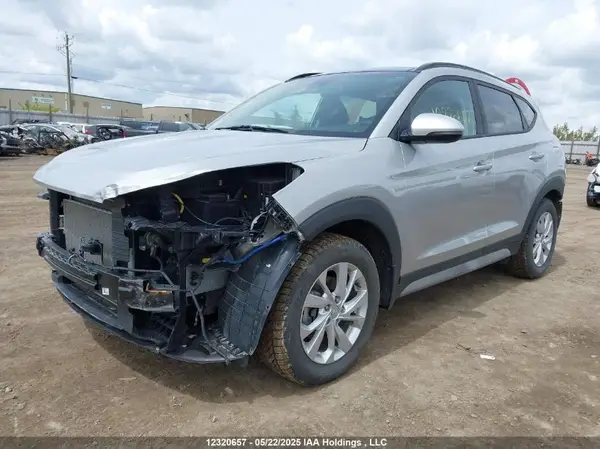 KM8J3CA40MU344226 2021 HYUNDAI TUCSON - Image 2