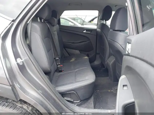 KM8J3CA40MU351273 2021 HYUNDAI TUCSON - Image 8