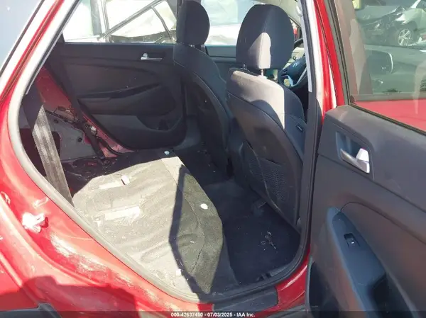 KM8J3CA40MU365383 2021 HYUNDAI TUCSON - Image 8