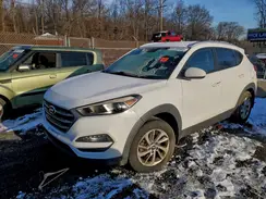 KM8J3CA41GU035241 2016 HYUNDAI TUCSON