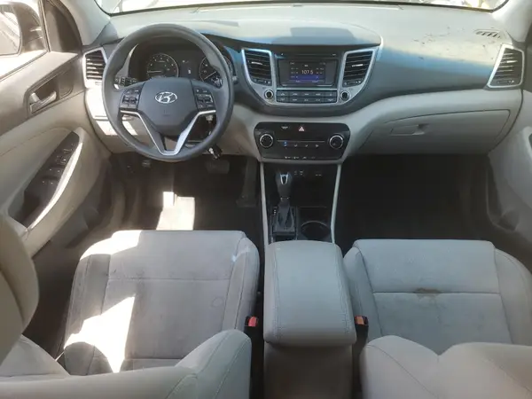 KM8J3CA41GU035580 2016 HYUNDAI TUCSON - Image 8