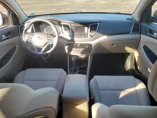 KM8J3CA41GU037832 2016 HYUNDAI TUCSON - Image 8