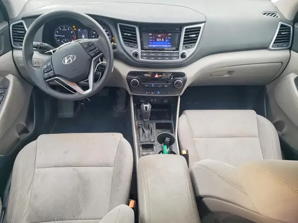 KM8J3CA41GU044439 2016 HYUNDAI TUCSON - Image 8