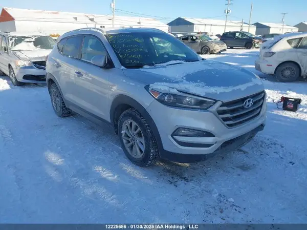 KM8J3CA41GU061077 2016 HYUNDAI TUCSON - Image 1