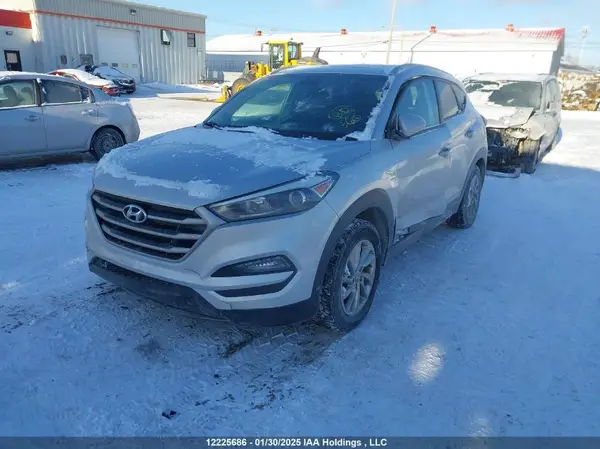 KM8J3CA41GU061077 2016 HYUNDAI TUCSON - Image 2
