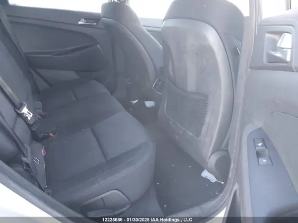 KM8J3CA41GU061077 2016 HYUNDAI TUCSON - Image 8