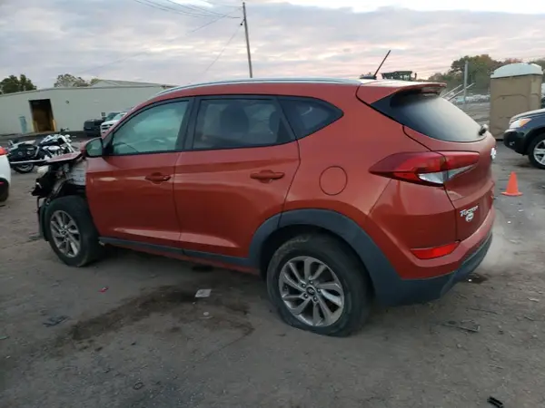 KM8J3CA41GU075688 2016 HYUNDAI TUCSON - Image 2