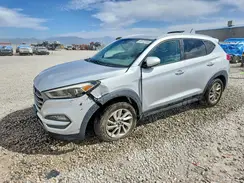 KM8J3CA41GU084455 2016 HYUNDAI TUCSON