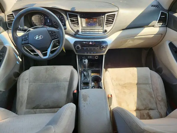 KM8J3CA41GU087954 2016 HYUNDAI TUCSON - Image 8