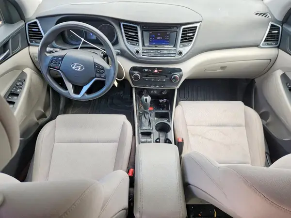 KM8J3CA41GU089008 2016 HYUNDAI TUCSON - Image 8
