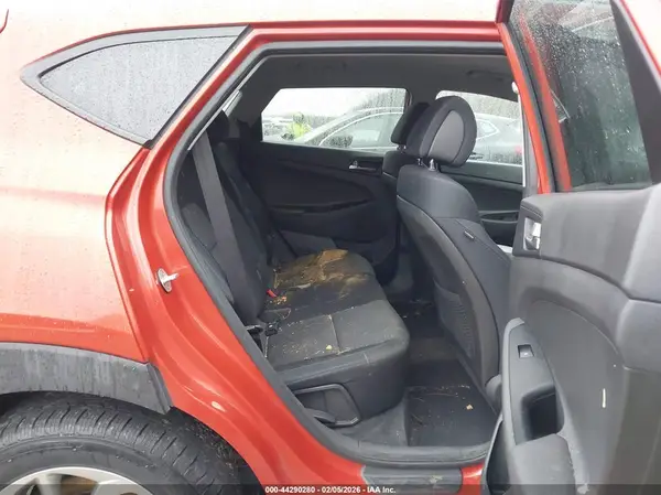 KM8J3CA41GU094337 2016 HYUNDAI TUCSON - Image 8