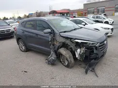 KM8J3CA41GU104686 2016 HYUNDAI TUCSON