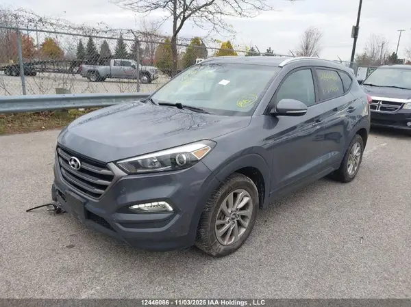 KM8J3CA41GU104686 2016 HYUNDAI TUCSON - Image 2