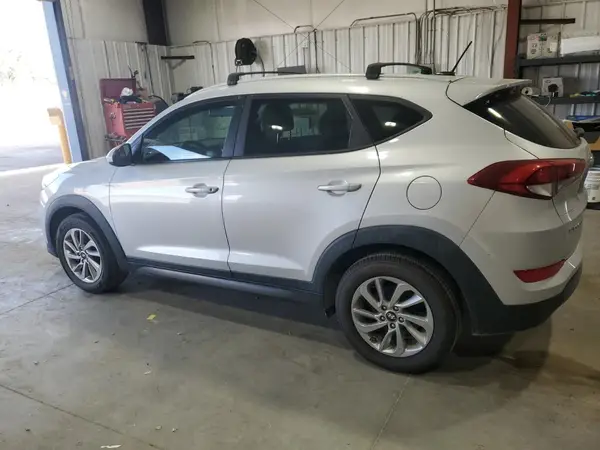 KM8J3CA41GU130883 2016 HYUNDAI TUCSON - Image 2