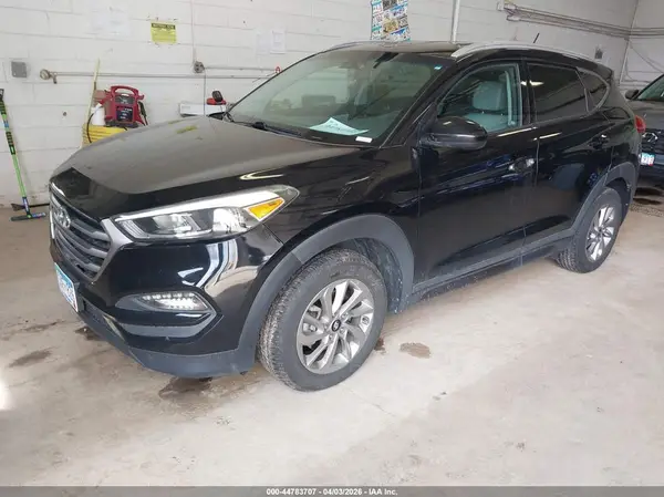 KM8J3CA41GU134299 2016 HYUNDAI TUCSON - Image 2