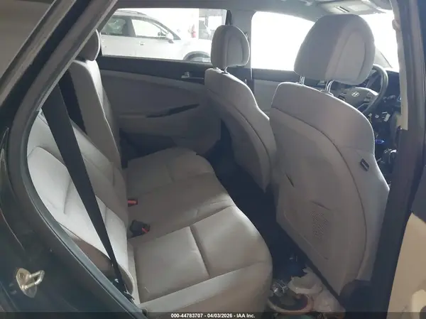 KM8J3CA41GU134299 2016 HYUNDAI TUCSON - Image 8