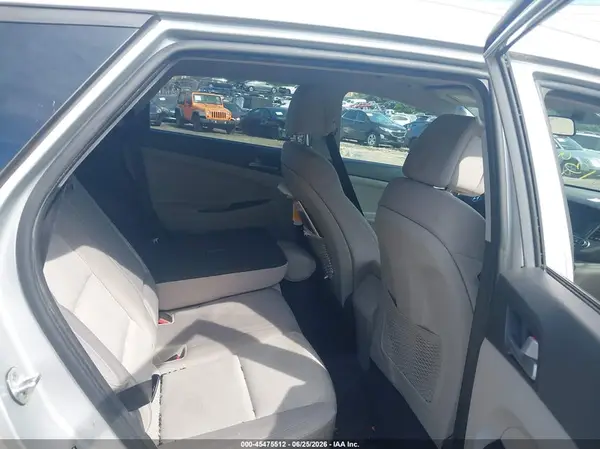 KM8J3CA41GU139910 2016 HYUNDAI TUCSON - Image 8