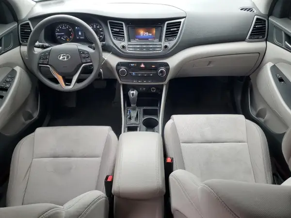 KM8J3CA41GU140054 2016 HYUNDAI TUCSON - Image 8