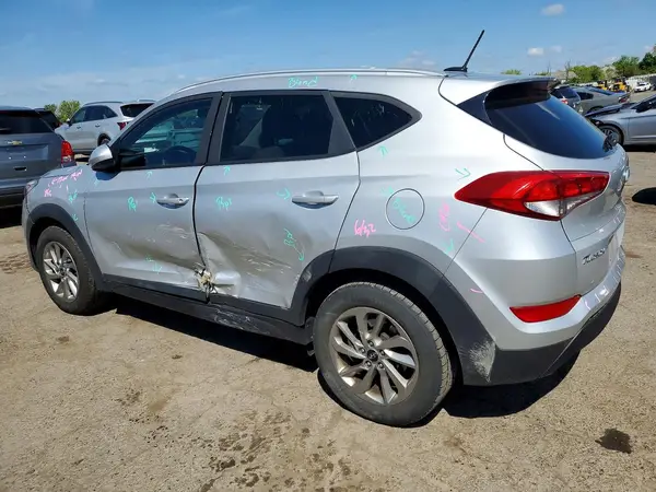 KM8J3CA41GU179808 2016 HYUNDAI TUCSON - Image 2