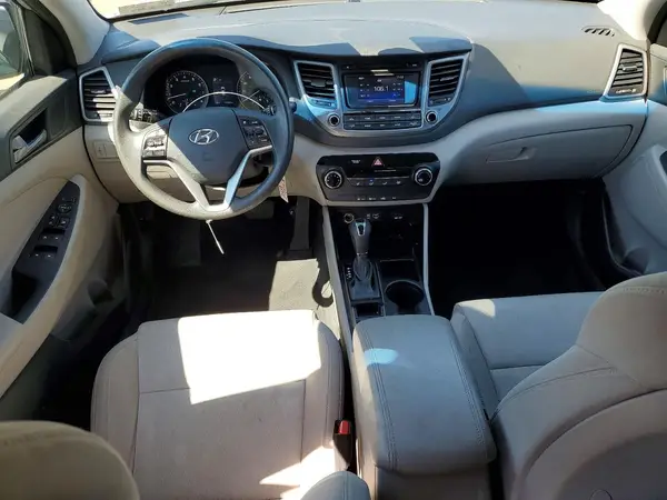 KM8J3CA41GU179808 2016 HYUNDAI TUCSON - Image 8