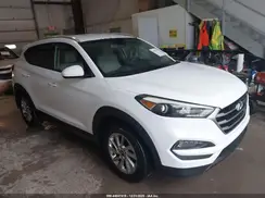 KM8J3CA41GU223886 2016 HYUNDAI TUCSON