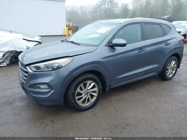 KM8J3CA41GU225380 2016 HYUNDAI TUCSON - Image 2