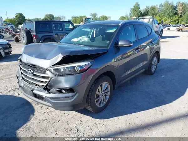 KM8J3CA41GU226660 2016 HYUNDAI TUCSON - Image 2