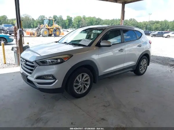 KM8J3CA41GU249727 2016 HYUNDAI TUCSON - Image 2