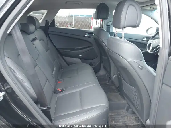 KM8J3CA41HU303609 2017 HYUNDAI TUCSON - Image 8