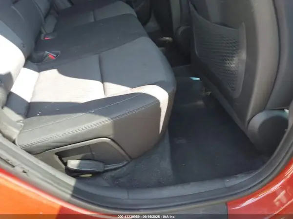 KM8J3CA41HU335394 2017 HYUNDAI TUCSON - Image 8