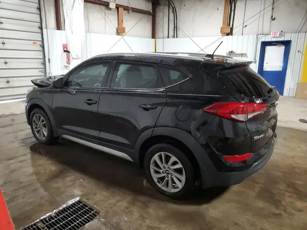 KM8J3CA41HU375460 2017 HYUNDAI TUCSON - Image 2