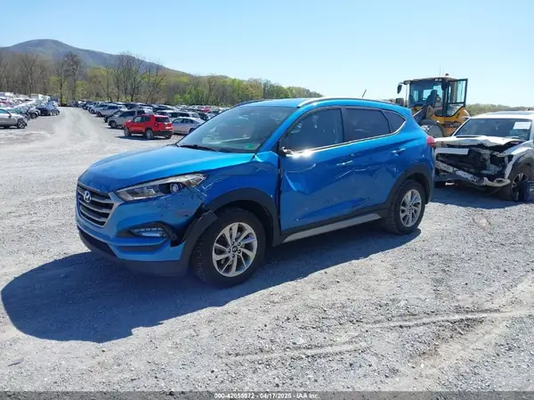 KM8J3CA41HU386815 2017 HYUNDAI TUCSON - Image 2