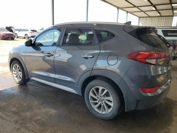 KM8J3CA41HU406433 2017 HYUNDAI TUCSON - Image 2