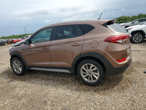 KM8J3CA41HU417772 2017 HYUNDAI TUCSON - Image 2