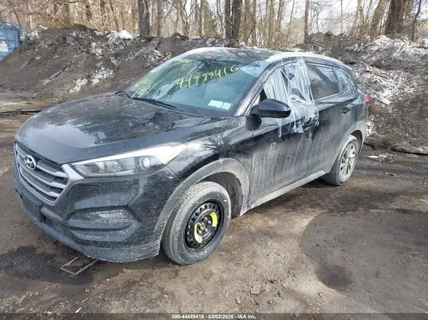 KM8J3CA41HU428089 2017 HYUNDAI TUCSON - Image 2