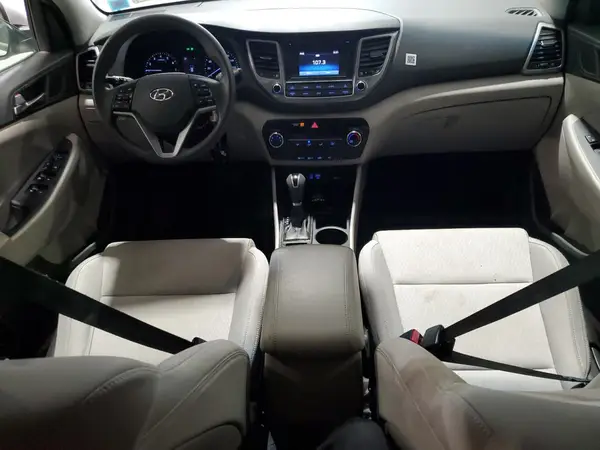 KM8J3CA41HU443823 2017 HYUNDAI TUCSON - Image 8