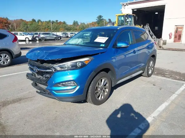 KM8J3CA41HU453462 2017 HYUNDAI TUCSON - Image 2