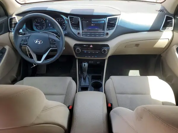 KM8J3CA41HU453963 2017 HYUNDAI TUCSON - Image 8