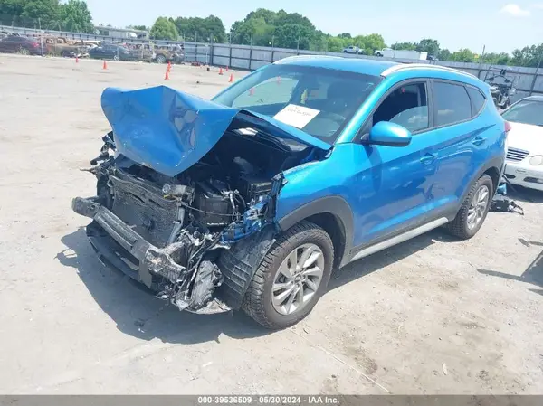 KM8J3CA41HU465398 2017 HYUNDAI TUCSON - Image 2