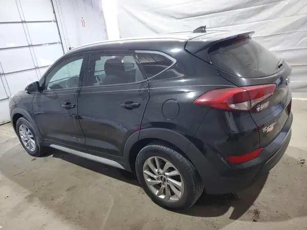 KM8J3CA41HU469113 2017 HYUNDAI TUCSON - Image 2